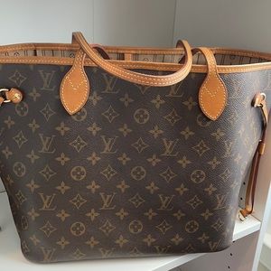 Authentic ** LV Neverfull MM